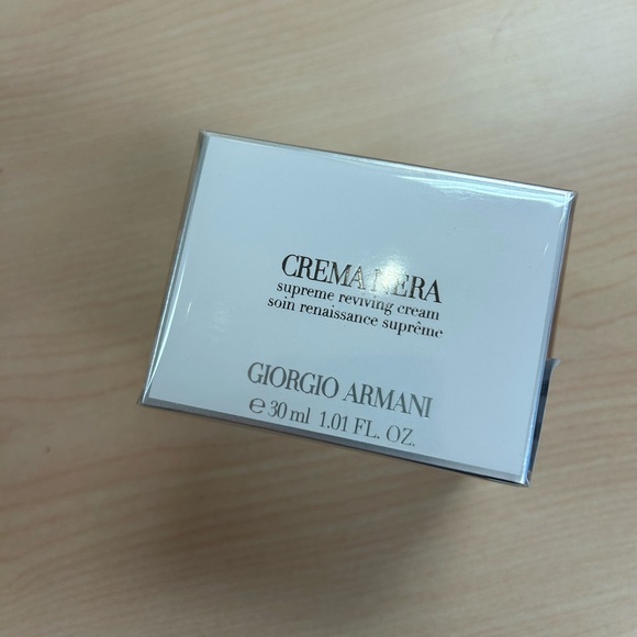 Giorgio Armani Crema supreme REVIVING CREAM 1 OZ NIB sealed 2024 fresh